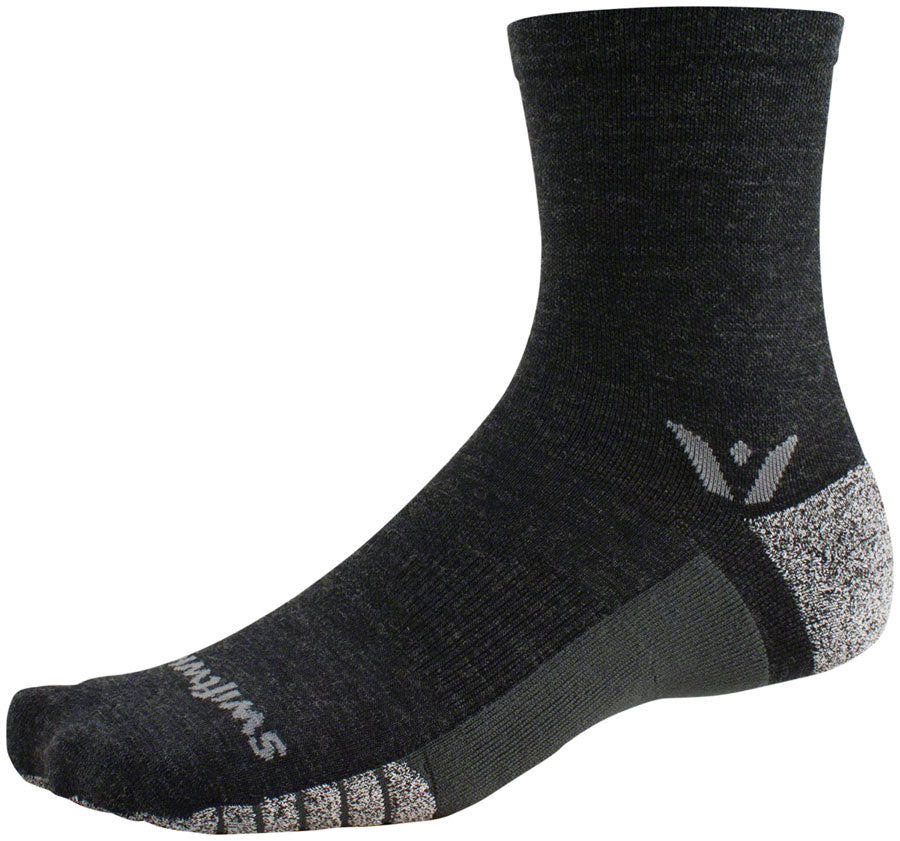 Calcetines Swiftwick Flite XT Trail Mid Crew - 5"