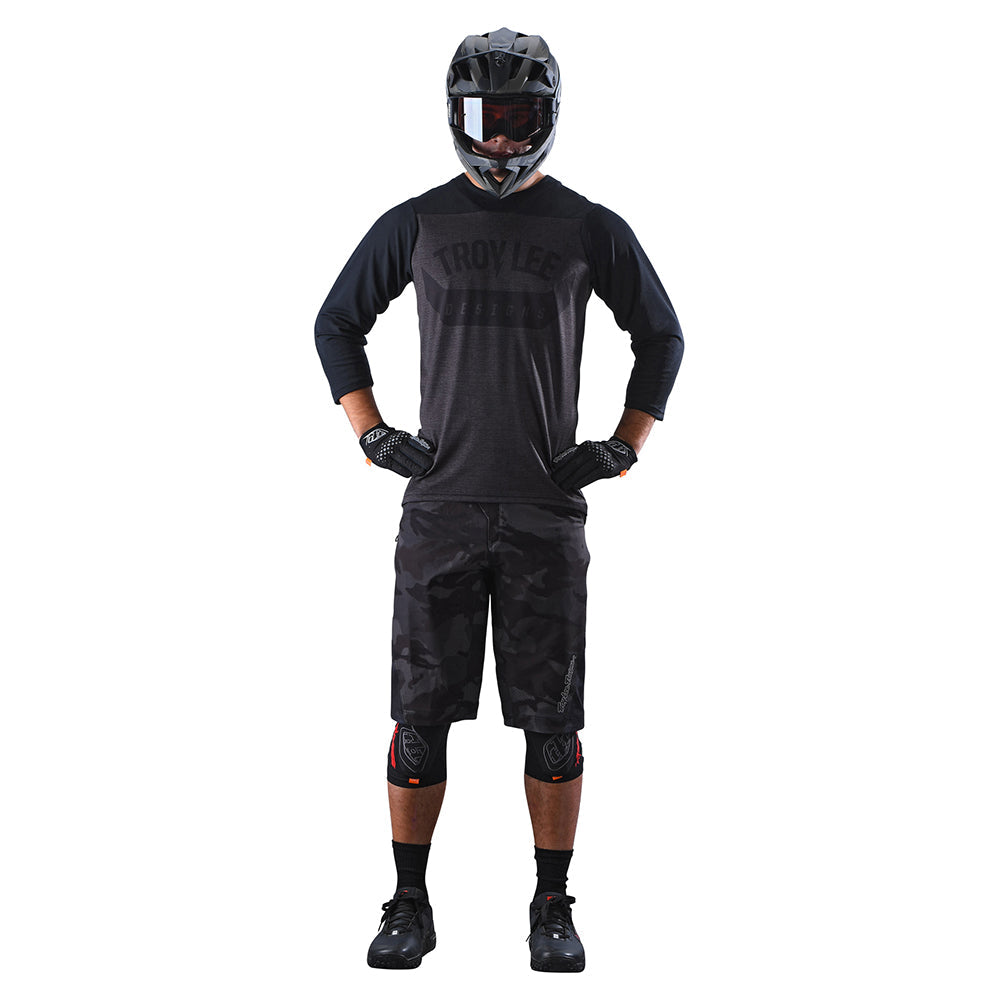 Ruckus Short W/Liner Spray Camo Black