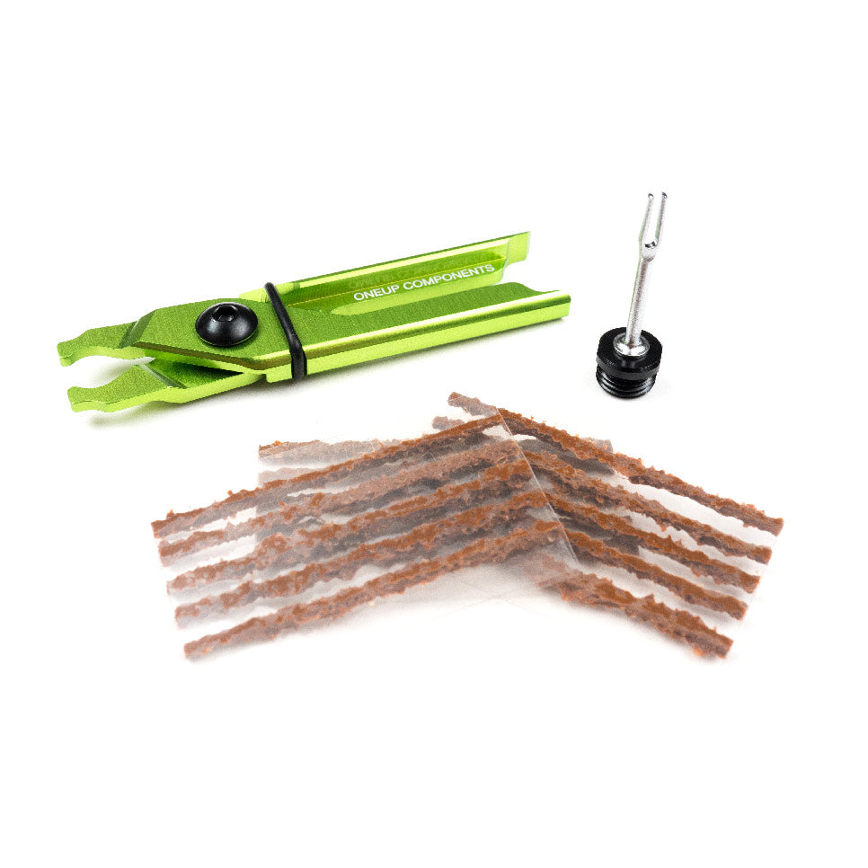 Kit de enchufe y alicates EDC de OneUp Components, color verde