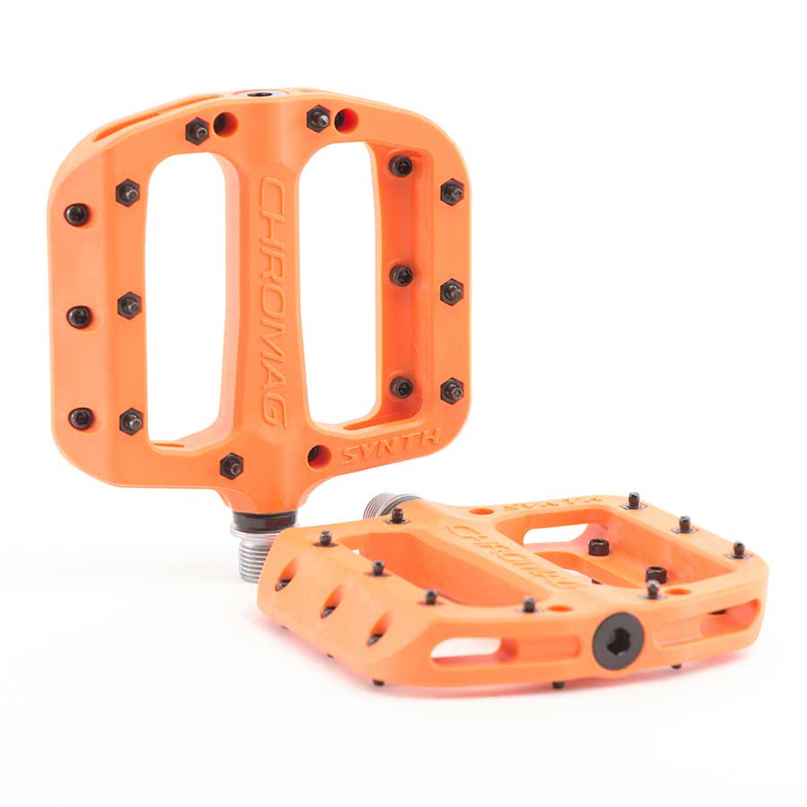 Pedales de plataforma Chromag Synth Cuerpo de nailon Eje Cr-Mo 9/16 Naranja