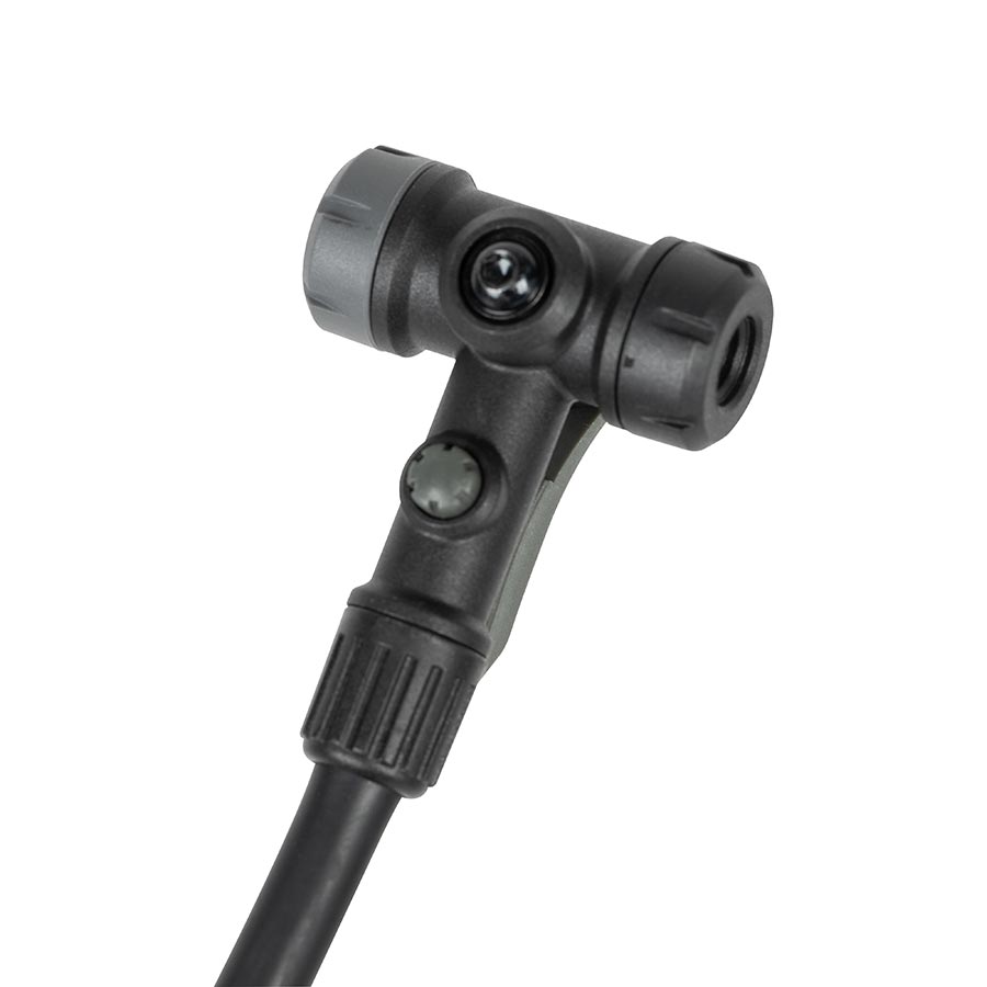 Bomba de piso Topeak Joeblow Mountain II - Barril de acero/Base de plástico, manómetro de 3,5", 60 psi/4 bar, doble cabezal