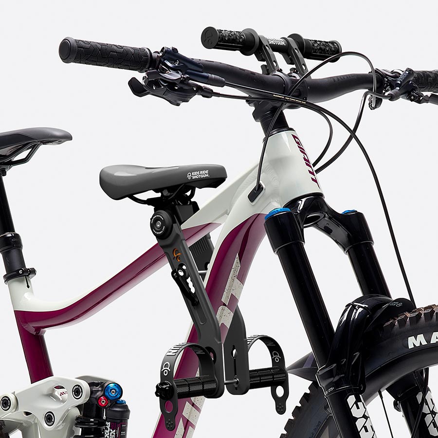 Asiento infantil y barra Kids Ride Shotgun 2.0