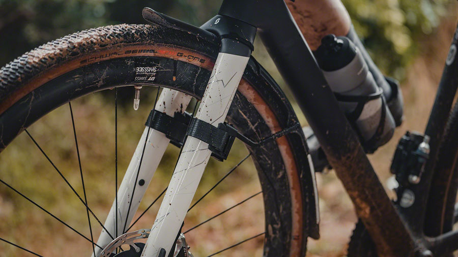 Guardabarros delantero Topeak Tetrafender G1 (compatible con neumáticos de grava de hasta 650/700 x 50) (negro)
