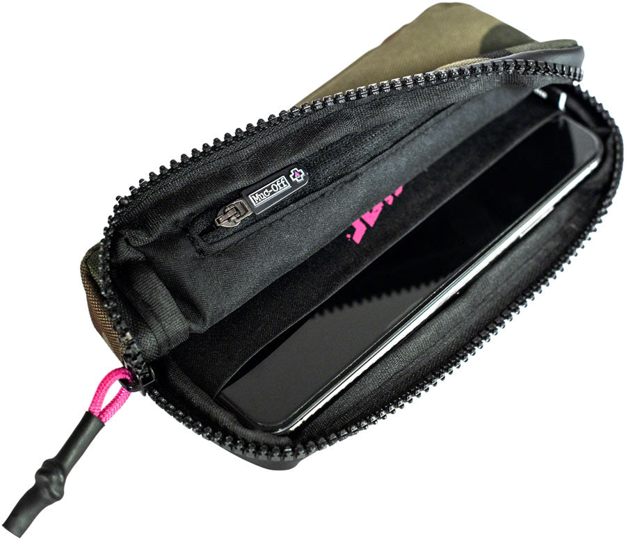 Estuche Muc-Off Essentials - Camuflaje