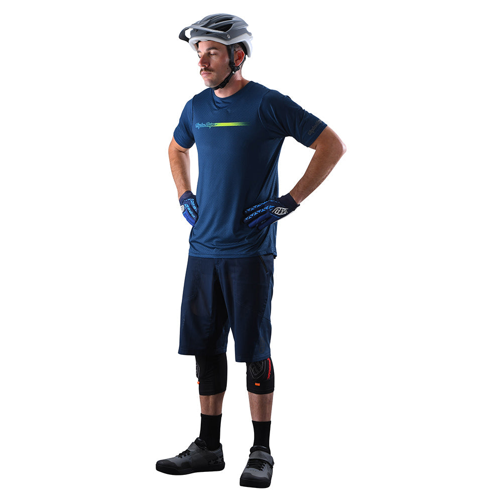 Skyline Air Short W/Liner Solid Dark Slate Blue