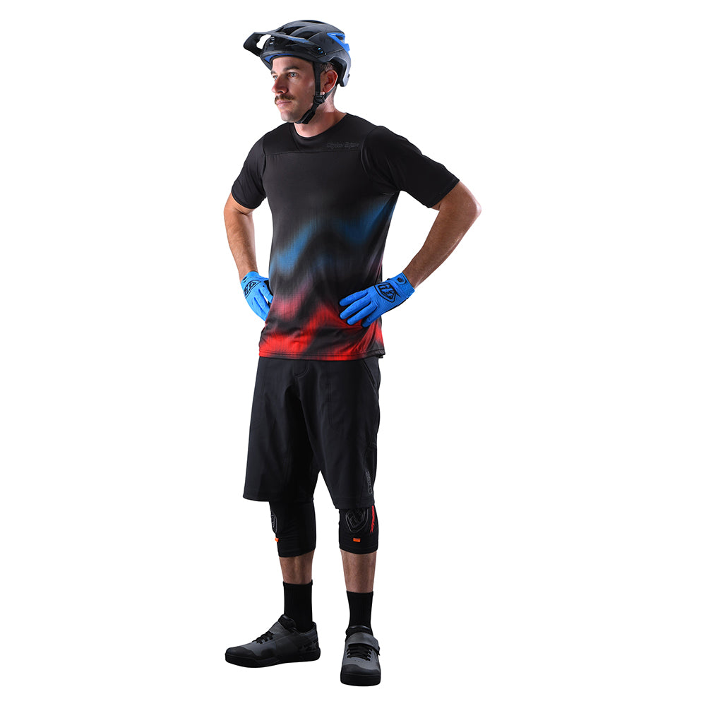 Skyline Short No Liner Solid Black