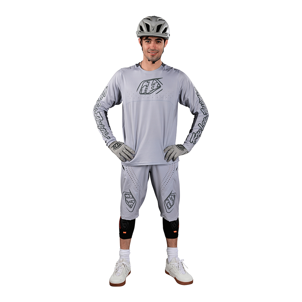 Sprint Short Mono Cement