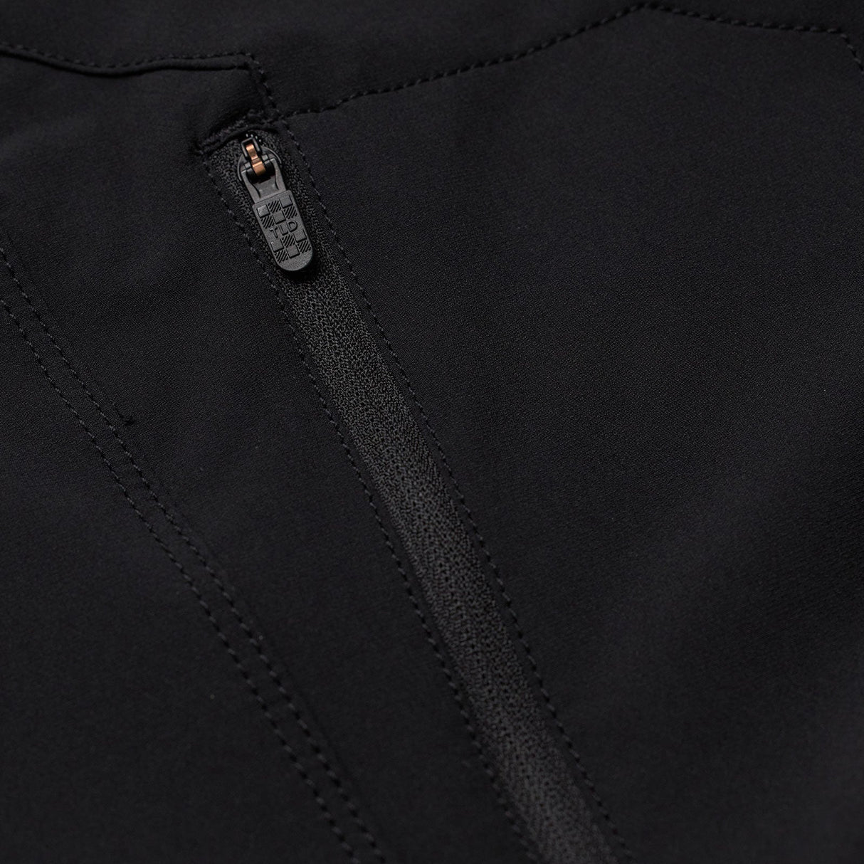 Womens Mischief Short W/Liner Solid Black