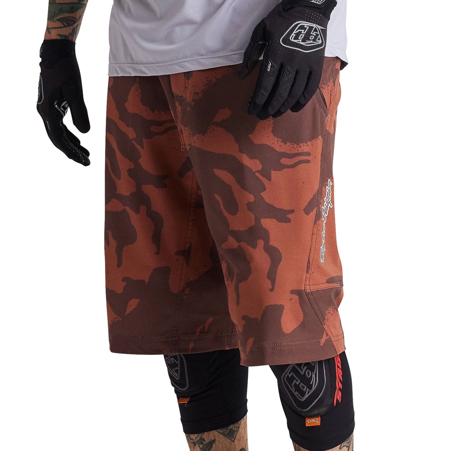 Skyline Short W/Liner Shadow Camo Brick