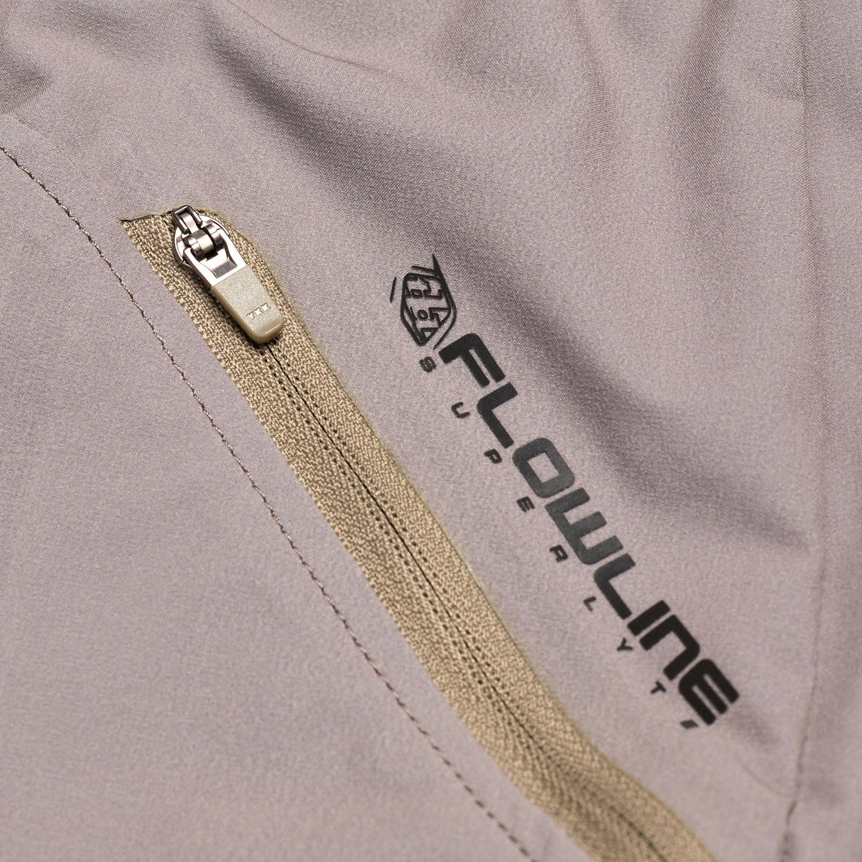 Flowline Superlyte Short Mono Timber