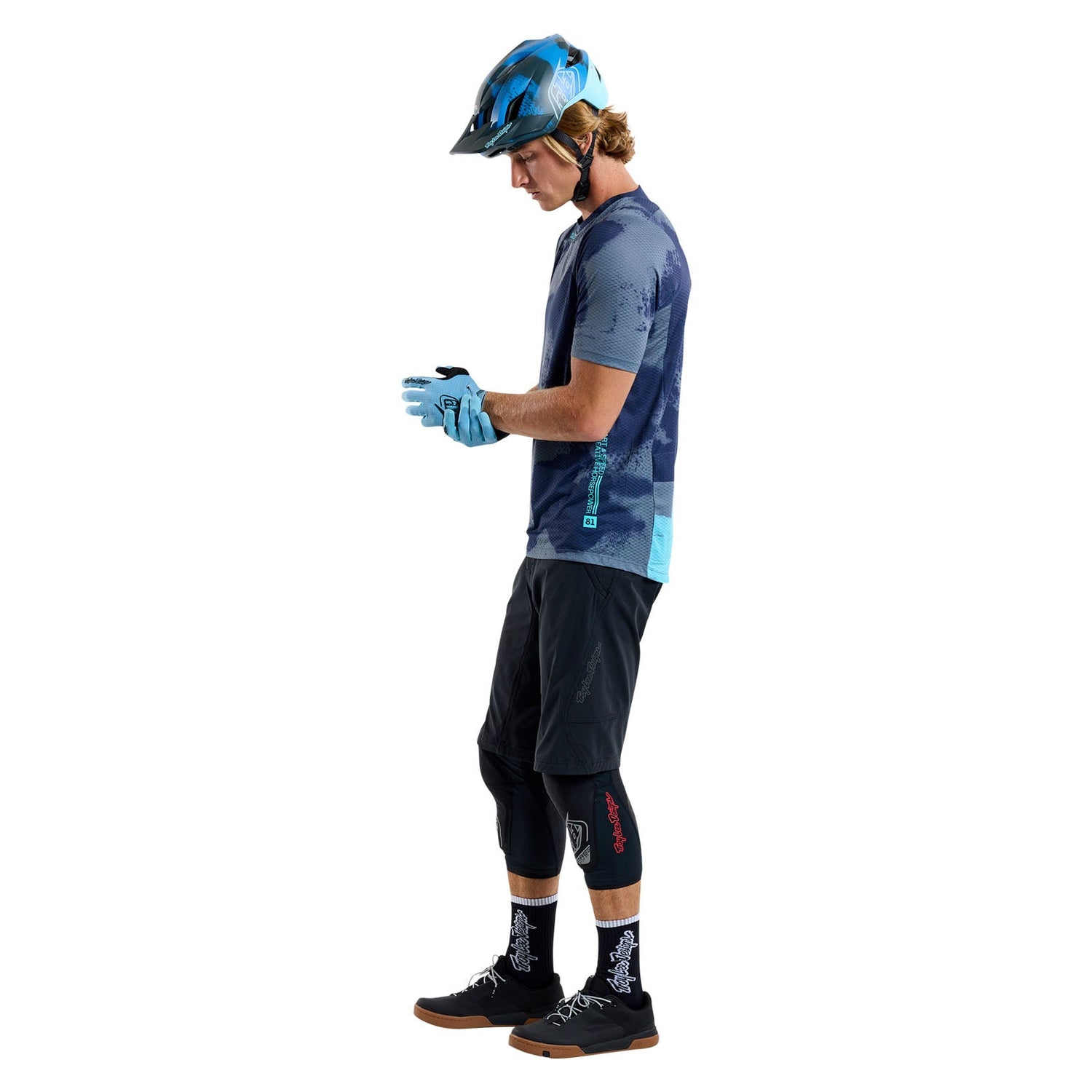 Skyline Air Short Shell Mono Black