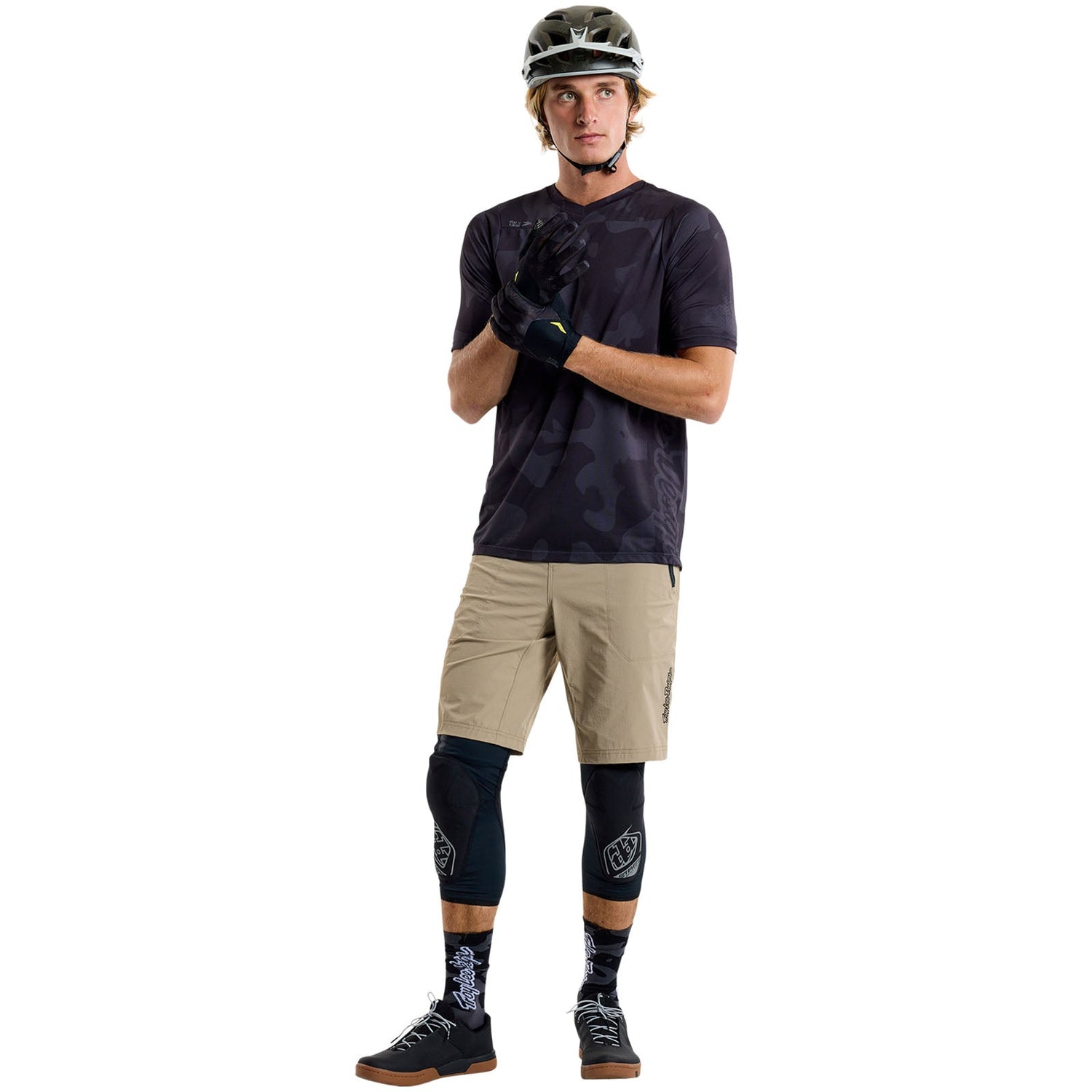 Skyline Short W/Liner Mono Timber
